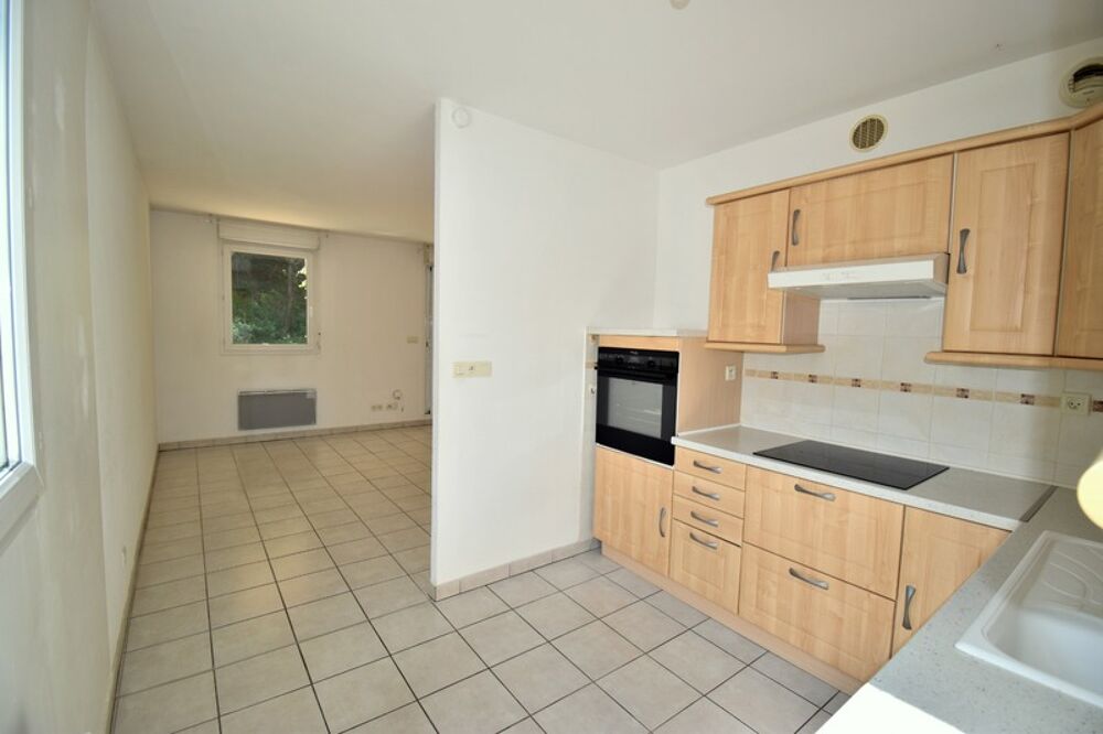 Avendre, Appartement T3 avec Terrasse, garage et ascenseur  Résidence Les Bastides du Prieuré à Digne-les-Bains(04)
