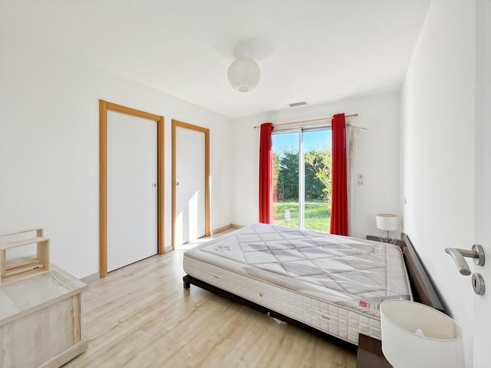 Location Villa VILLA FAMILIALE MODERNE & MEUBLEE  - FRAIS D'AGENCE OFFERTS -  3 CHAMBRES, GRANDE PIECE A VIVRE, JARDIN & TERRASSE , GARAGE - CL Lanta