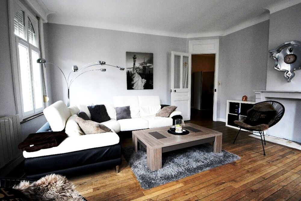 Location Appartement Dpt Nord (59), à louer CAMBRAI appartement T3 de 100 m² 670 € Charges 30 € Cambrai