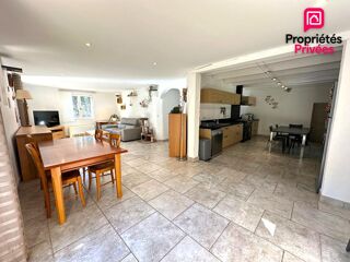 Vente Maison Lançon-de-Provence - Maison de 150 m² sur 6 500 m² de terrain avec piscine au coeur de la colline Lancon provence