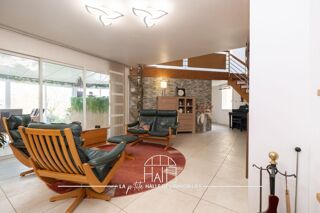  Villa � vendre 13 pi�ces 250 m�