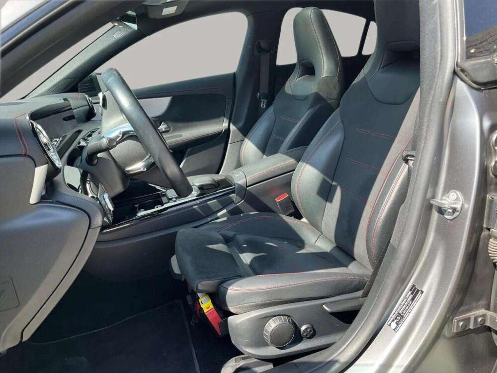 Classe CLA 250 e • AMG Line 218ch Toit ouvrant 2022 occasion 33600 Pessac