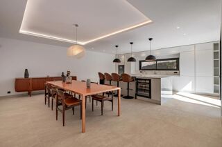  Maison � vendre 6 pi�ces 205 m�