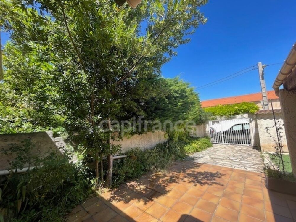 Maison 5 pièces 184 m² · à Marseille 9 · 184 m² · 650 000 €