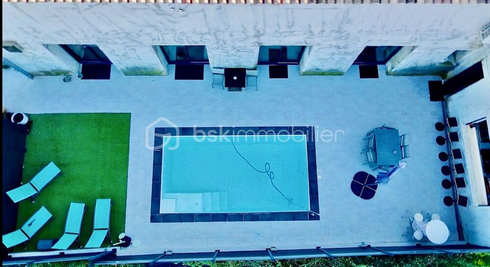 À Vendre  Maison dException de 257 m² sur un terrain de 628 m² à Montady