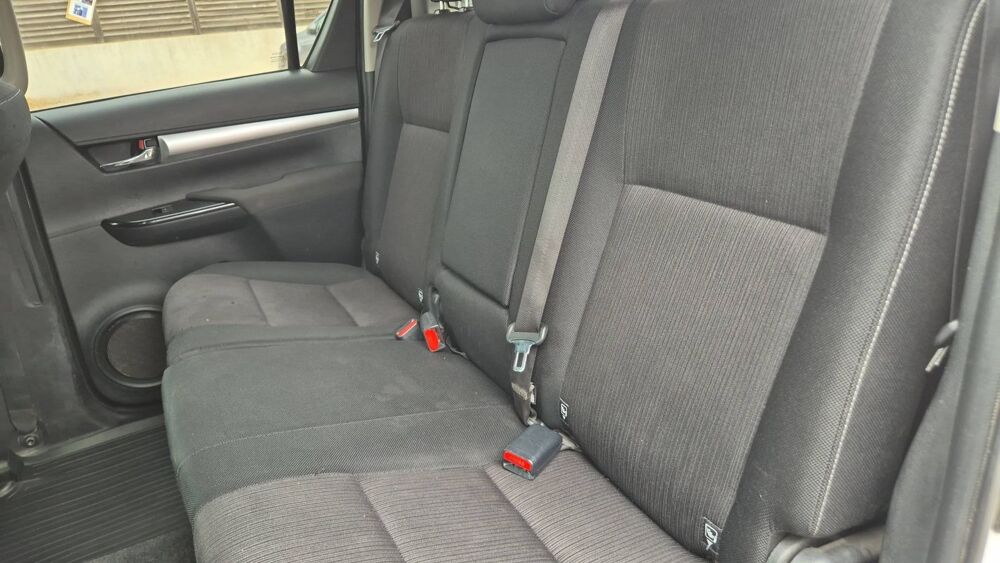 Hilux Double Cabine 2.4 D-4D 150 AWD Legende - 5 places 2017 occasion 20290 Volpajola