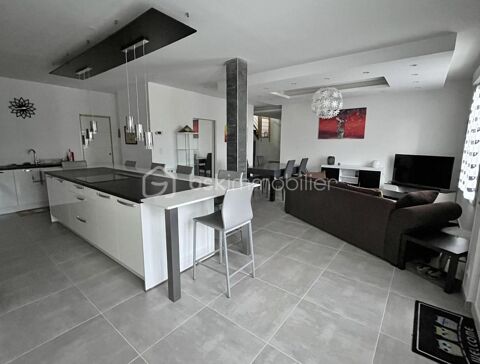   LOFT HAUT STANDING DE REZ DE CHAUSSEE Loft - 5 pi�ce(s) - 109 m�