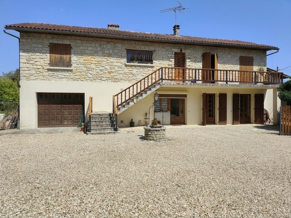Vente Maison Maison à vendre 6 pièces CHAMPNIERS (16) Champniers