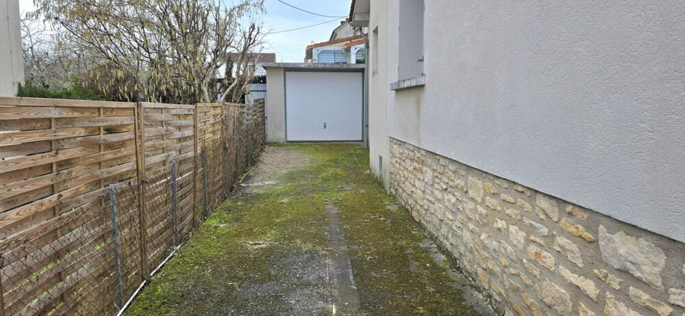 Vente Maison Maison de ville, de type 5, sous-sol, garage et jardin clos de 317 m² Coulounieix chamiers