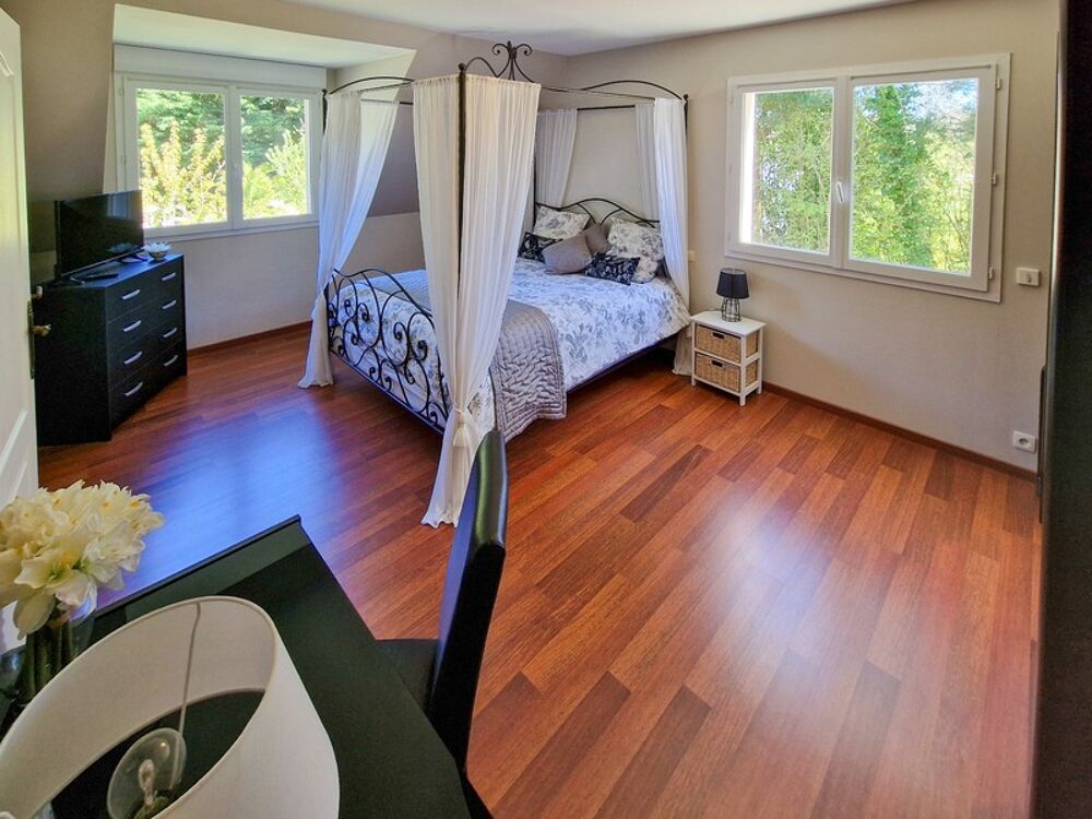 � vendre  Propri�t�/ch�teau Pl�guien (22290)