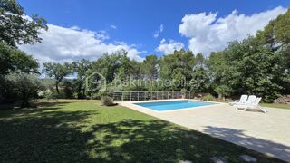  Villa à vendre 6 pièces 174 m²