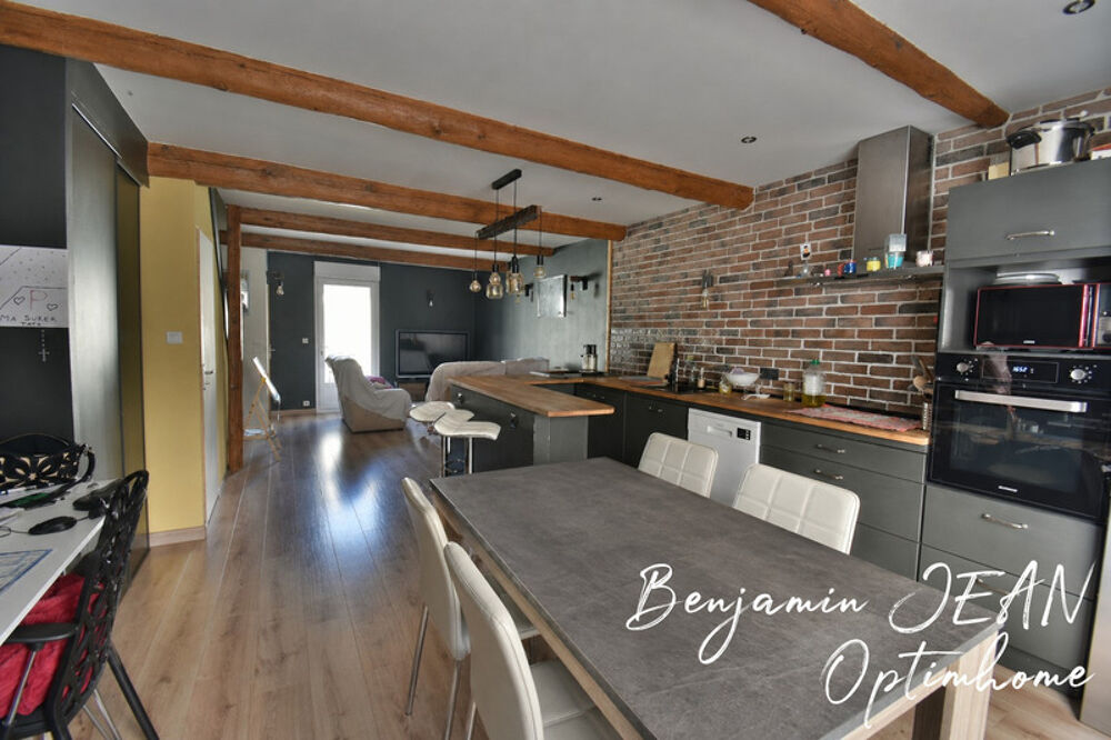 Vente Maison Maison de ville avec grand garage et cour – Béziers Beziers