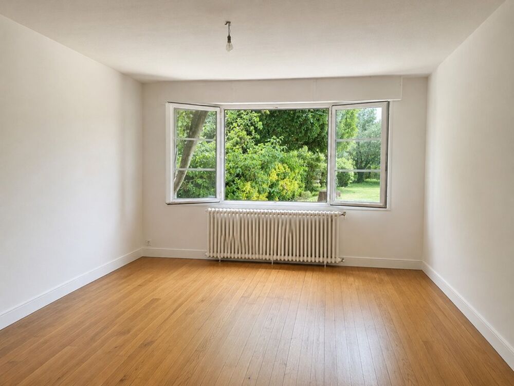 Vente Maison Maison des années 50 à rénover – 86 m² habitables – Grand terrain arboré – Secteur Hourcade Villenave d ornon