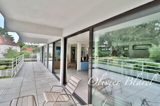  Maison  vendre 8 pices 237 m