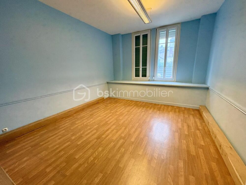   Centre ville 90 m2 et 90 m2 sous sol Reims