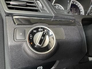 Classe E Cabriolet 300 BlueEfficiency Executive A 2011 occasion 87280 Limoges