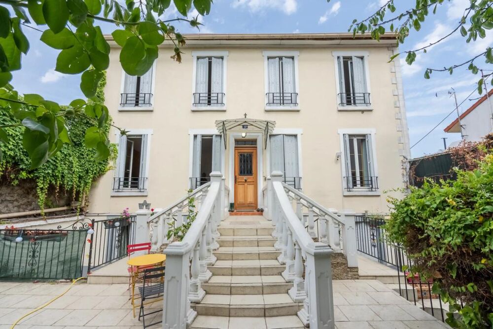 Maison 9 pièces 196 m² · à Aubervilliers · 196 m² · 855 000 €