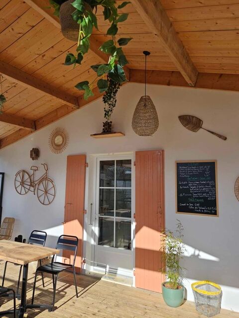   ILE D'OLERON A VENDRE BAR RESTAURANT  LA BREE LES BAINS 