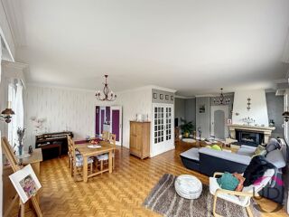  Maison à vendre 6 pièces 185 m²