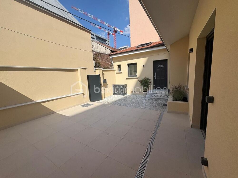 Vente Maison ? Maison entièrement rénovée avec cour privative – Aux portes de Paris Saint ouen
