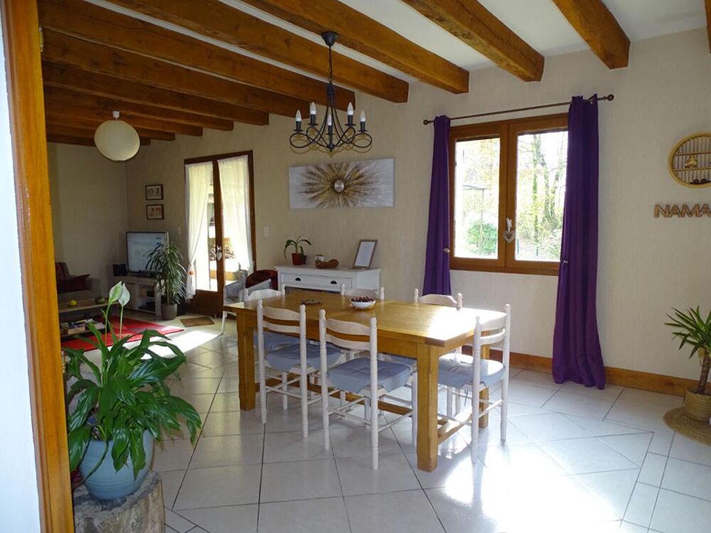 Maison Les Farges 6 pièce(s) 166 m2