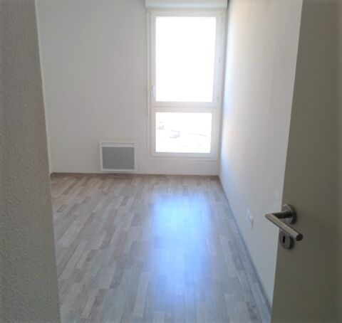  Appartement  louer 3 pices 60 m