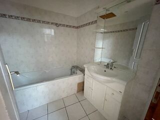  Appartement à louer 3 pièces 55 m²
