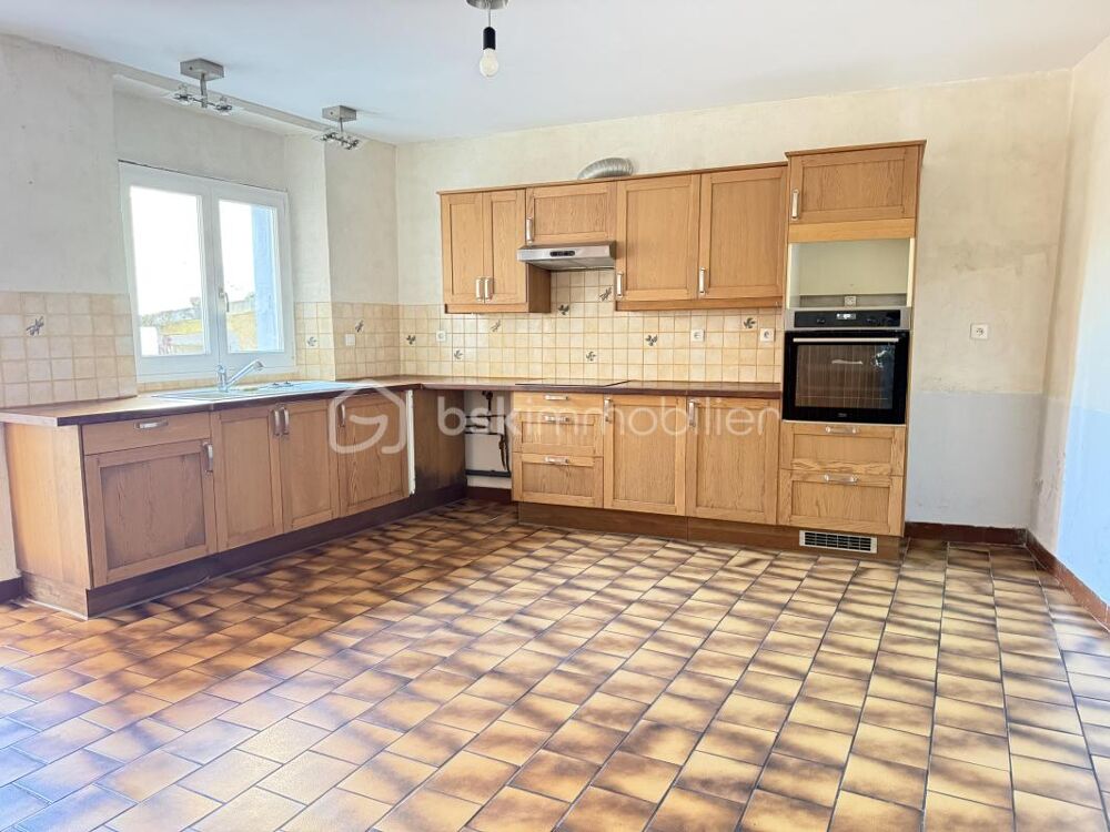 Vente Maison Maison de village – Izeaux (38140) – 5 pièces – 142,82 m² - Travaux identifiés et chiffrés Izeaux