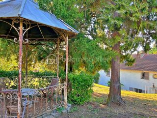 Propriété/château à vendre 8 pièces 215 m²