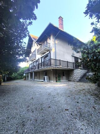  Maison à vendre 8 pièces 202 m²