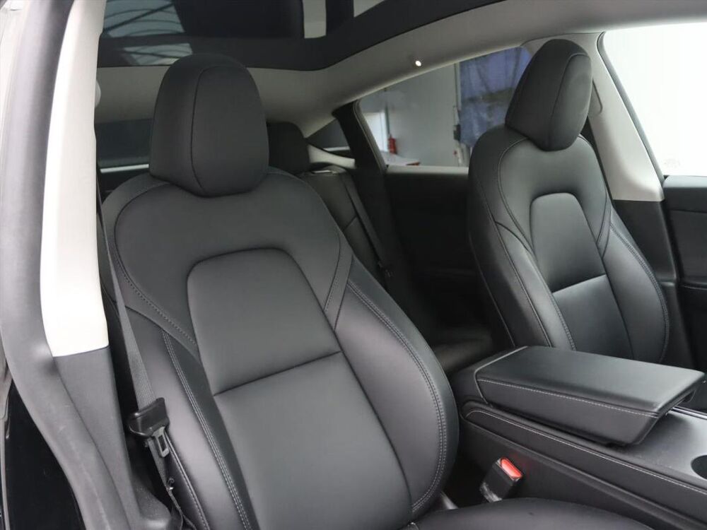 Model Y Standard RWD Plus 2023 occasion 33000 Bordeaux