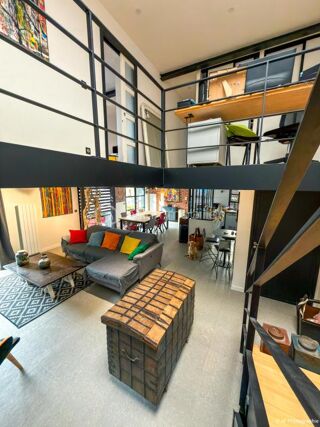  Loft à vendre 4 pièces 126 m² Voisenon