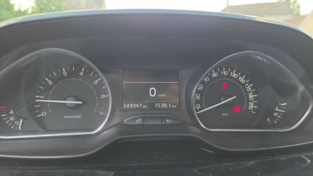 2008 1.2 VTI 82 Allure 2015 occasion 78680 Epone