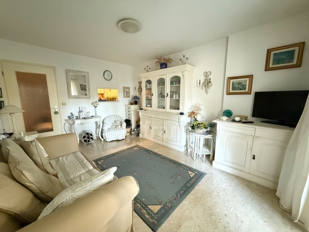 Appartement à vendre 2 pièces 47 m2 SANARY SUR MER (83)