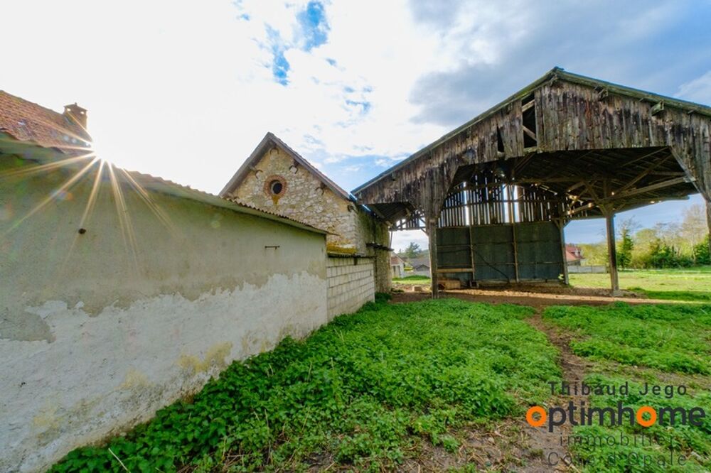 Vente Maison Maison familiale � r�nover � Le charme des ann�es 50, cadre verdoyant + d�pendance en pierre Wierre effroy