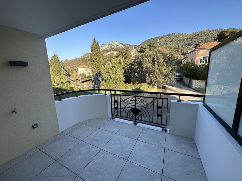 Location Appartement T2 avec parking et terrasse à TOULON Toulon