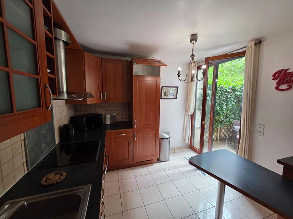 Vente Appartement Appartement 3 pièces Rez-de-jardin  Paris 15e Quartier Beaugrenelle Paris 15