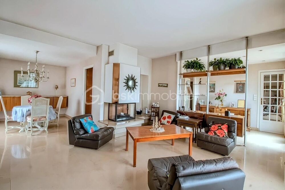 Vente Maison Coup de cœur pour cette belle maison familiale pleine de charme et de possibilités ! Viry chatillon