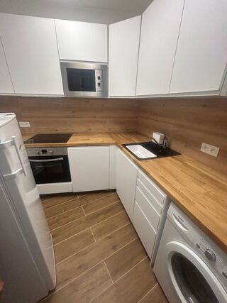  Appartement à louer 2 pièces 45 m²