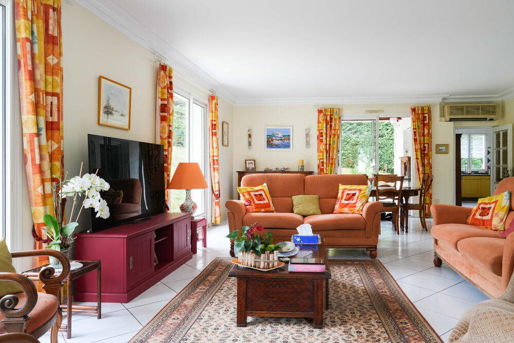 à vendre  Maison Saint-Pée-sur-Nivelle (64310)