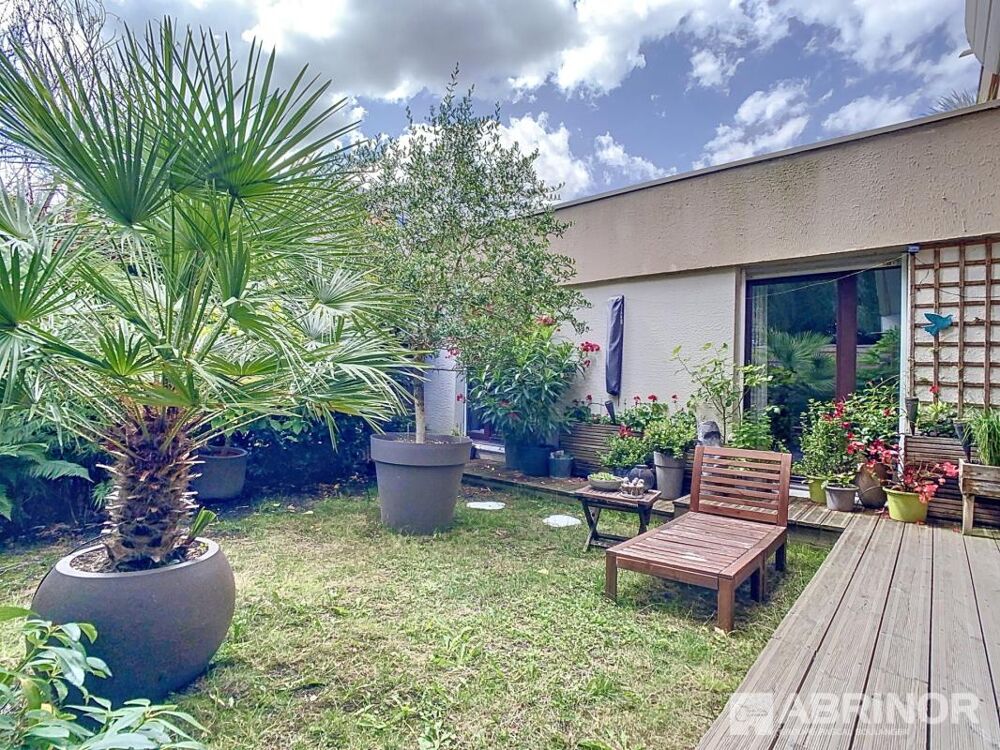 APPARTEMENT T4 AVEC TERRASSE, JARDIN, STATIONNEMENTS  RESIDENCE SECURISE AVEC ASCENSEUR
