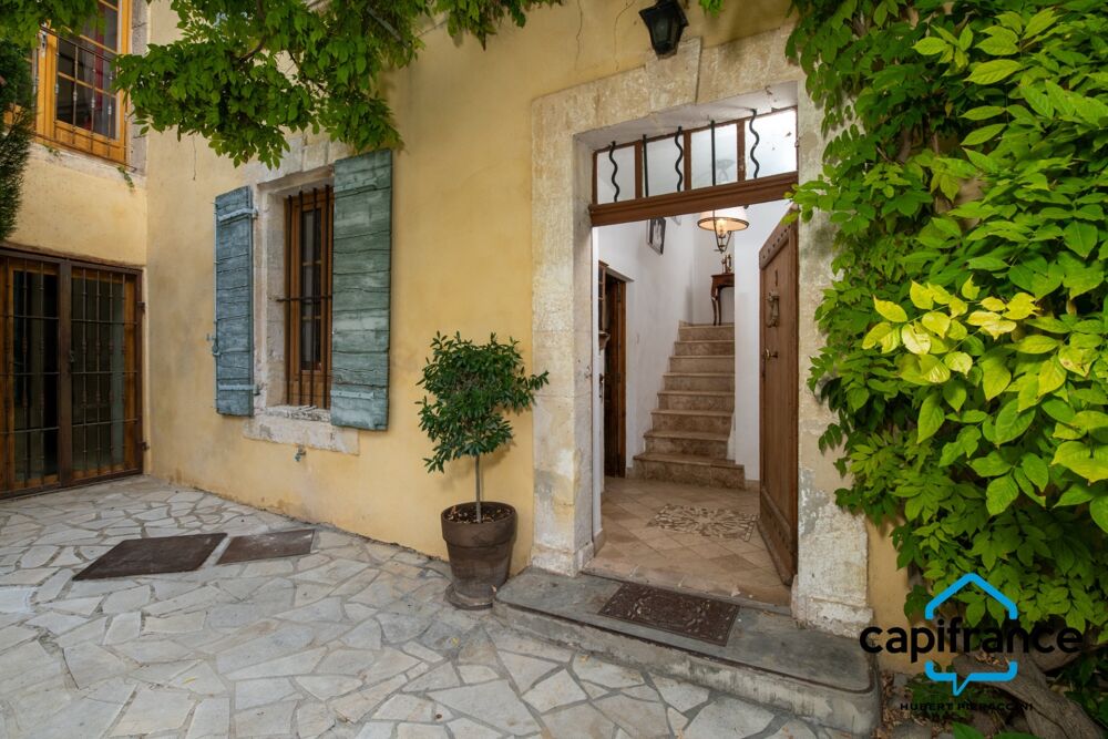 Vente Maison Magnifique Maison de Caractère, Proximité centre ville, calme, sans vis à vis, piscine, garage, annexe sur 462m2 de terrain Mallemort
