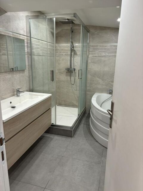  Maison � louer 4 pi�ces 79 m� Neuilly plaisance