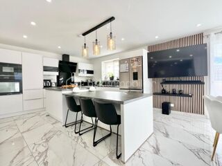  Villa � vendre 5 pi�ces 140 m�