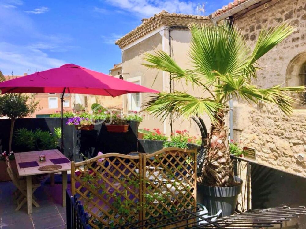 Vente Maison Maison de caractère de 185 m² – Terrasse de 22 m², pierres apparentes, loft et prestations de confort Montfrin