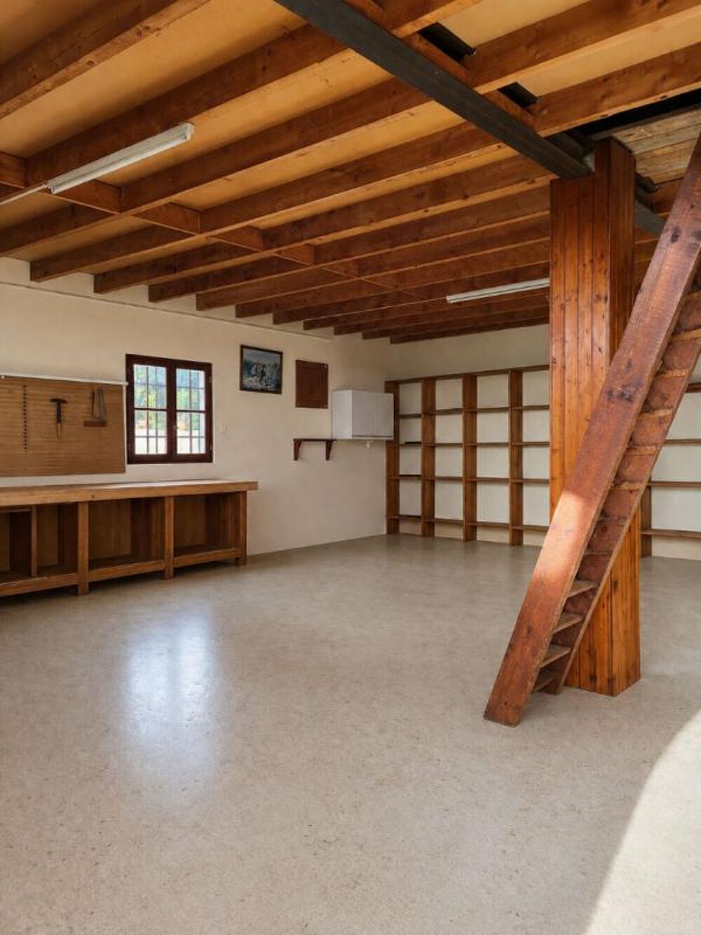 Maison de caractère 158 M2 avec jardin et dépendance