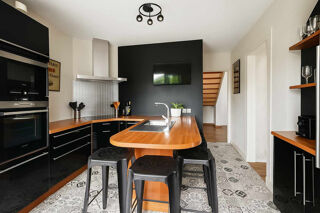  Maison  vendre 10 pices 200 m