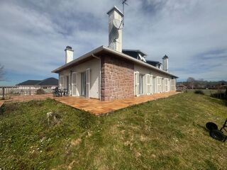  Maison  vendre 6 pices 233 m