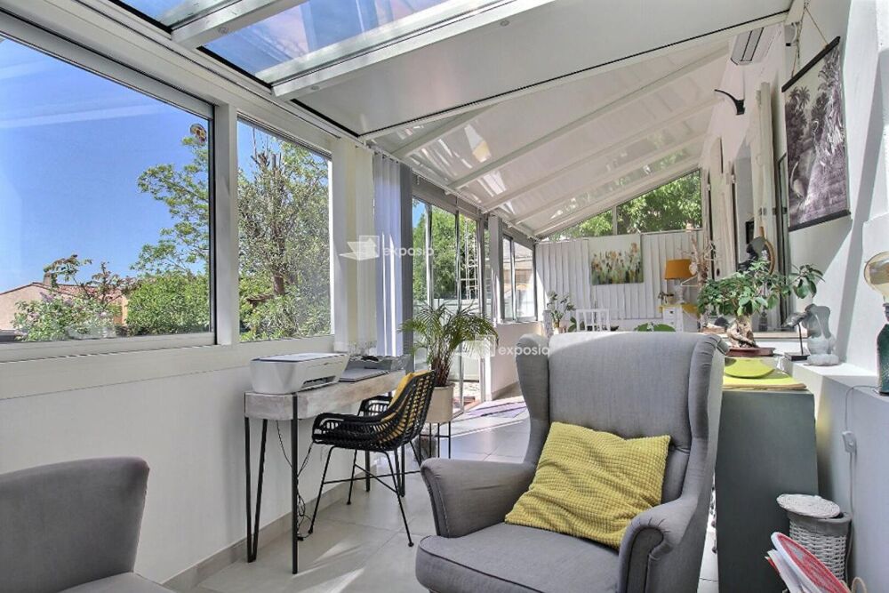 Bas de villa avec jardin - Le Plan du Castellet - 69 m² - 335 000