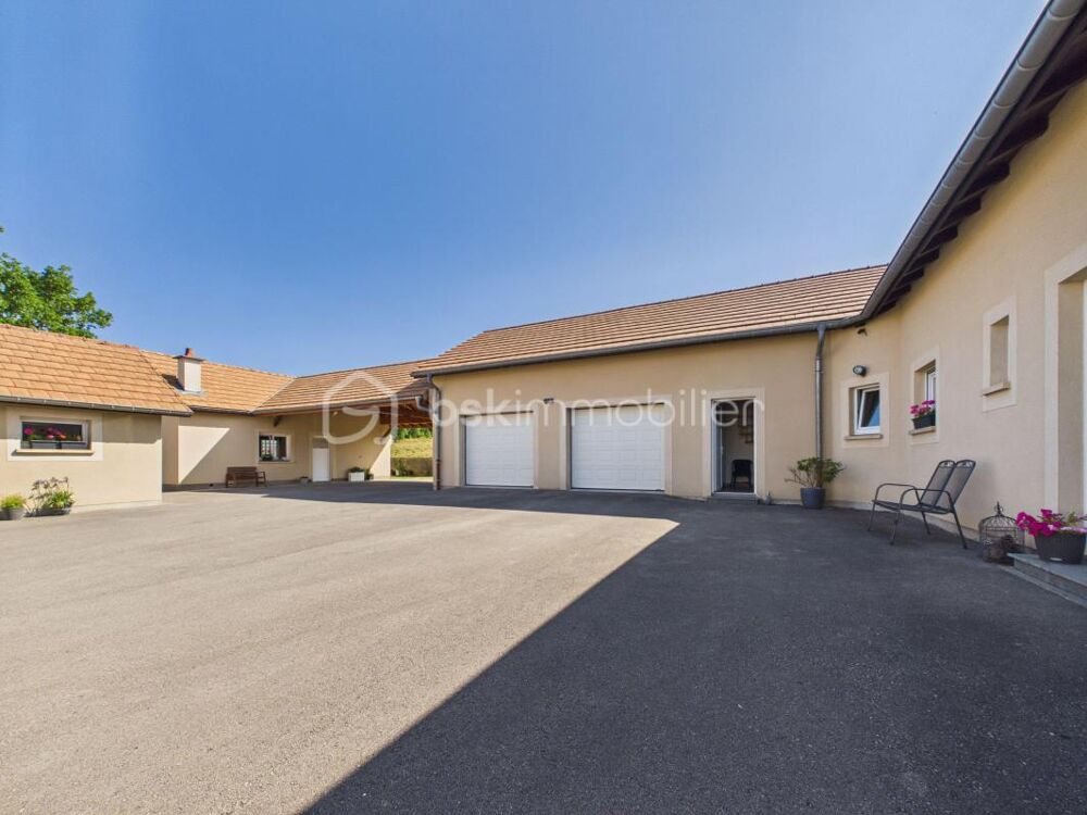 à vendre  Propriété/château Rodemack (57570)